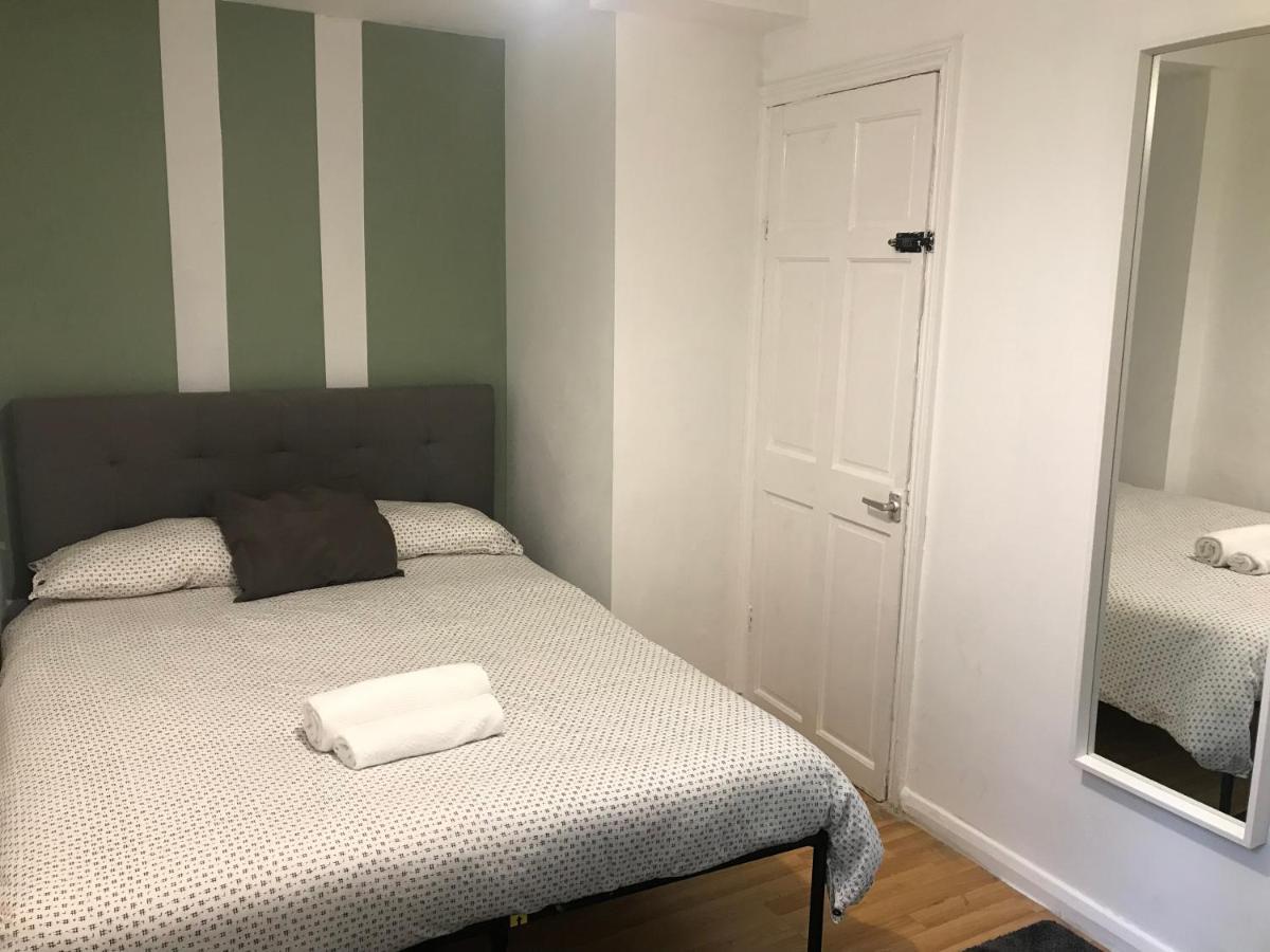 Lovely Budget Double Ensuite In Bricklane London Exteriör bild