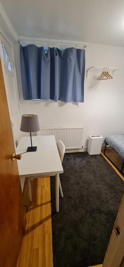 Lovely Budget Double Ensuite In Bricklane London Exteriör bild