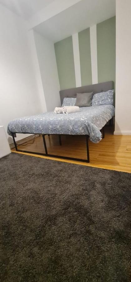 Lovely Budget Double Ensuite In Bricklane London Exteriör bild