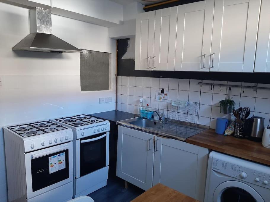Lovely Budget Double Ensuite In Bricklane London Exteriör bild