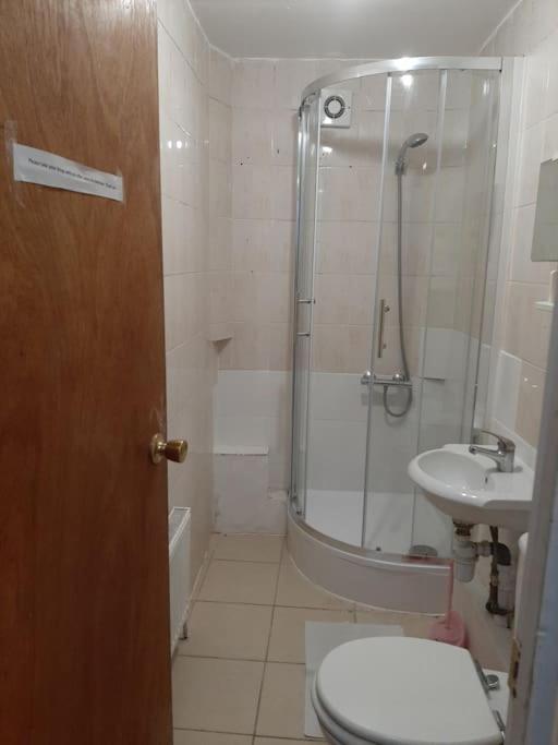 Lovely Budget Double Ensuite In Bricklane London Exteriör bild