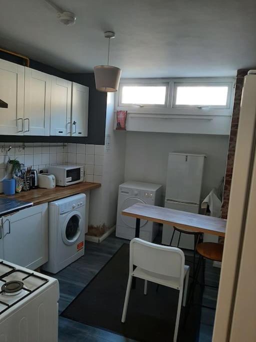 Lovely Budget Double Ensuite In Bricklane London Exteriör bild