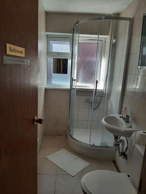 Lovely Budget Double Ensuite In Bricklane London Exteriör bild