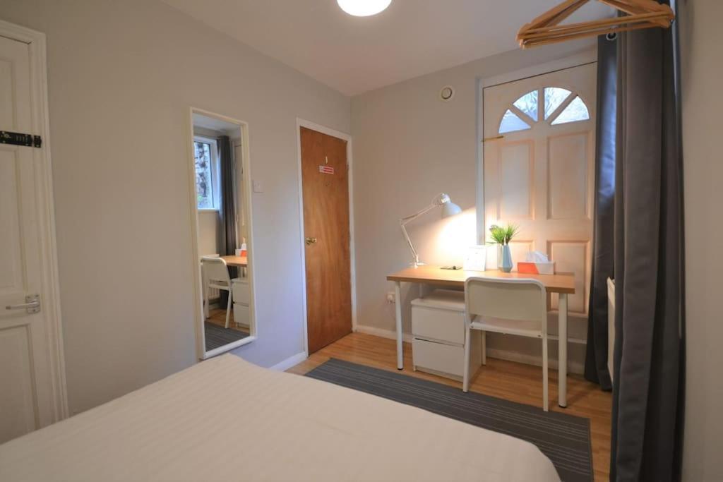Lovely Budget Double Ensuite In Bricklane London Exteriör bild